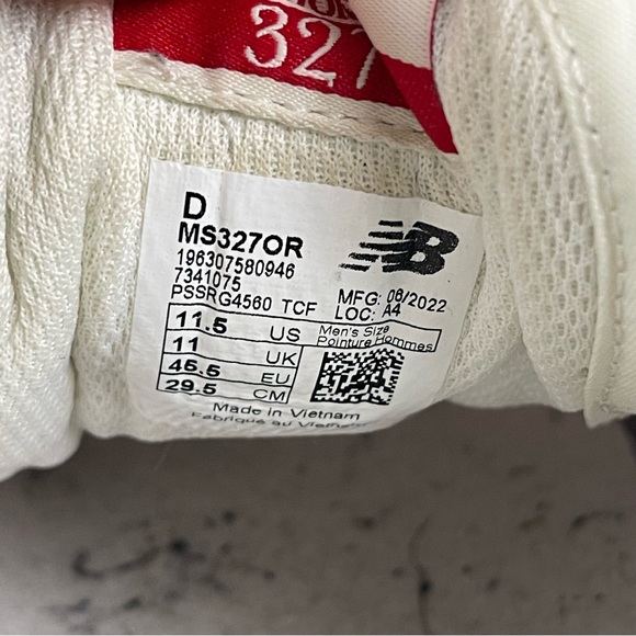 New Balance 327 Retro White and Red Mens Trainers